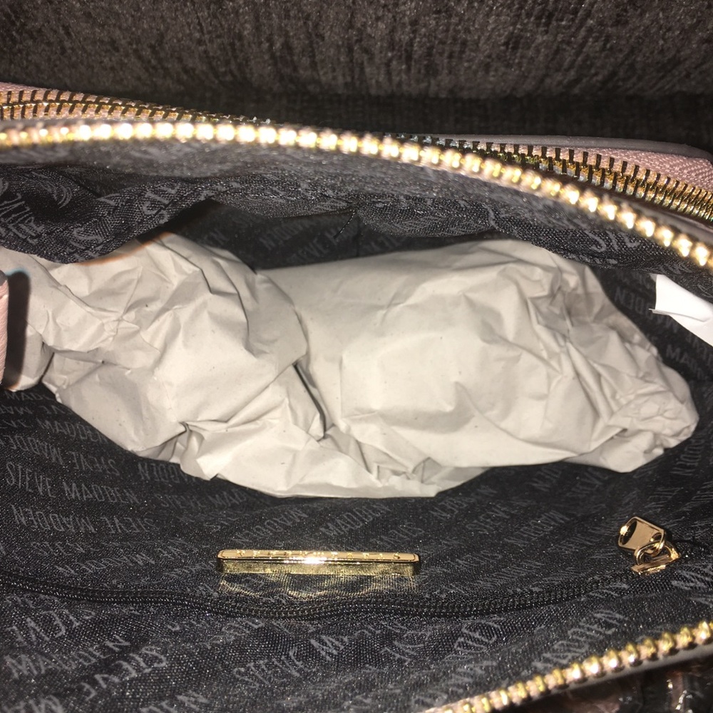 Cute Handbag ❤️ - Picture 4 of 4